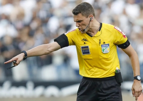 Árbitro Paulo César Zanovelli apita final entre Amazonas x São Raimundo