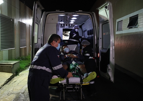 Mais seis pacientes de Coari são transferidos para Manaus nesta sexta