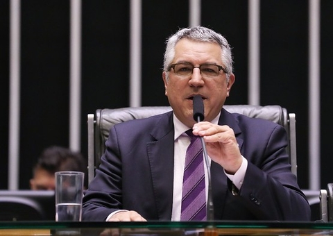 PT recorre ao Supremo para barrar Copa América no Brasil