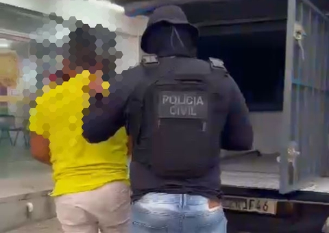 'Tocava e sentava no colo', diz delegada sobre professor preso por estuprar crianças em Manaus