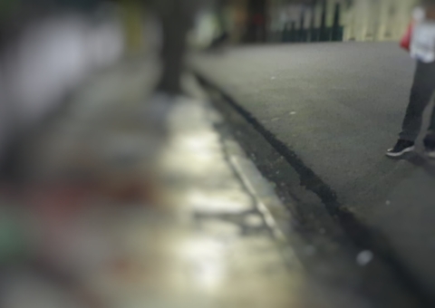 Homem executado no Centro de Manaus foi morto a pedradas e pode estar envolvido em roubo