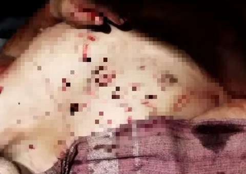 Após flertar com mulher de amigo, homem é esfaqueado  com mais de 50 golpes no Amazonas