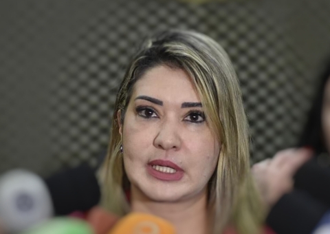 Homem é preso por atear fogo em casa com esposa e filhas dentro no Amazonas