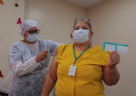 Cerca de 11 mil profissionais de saúde estão com 3ª dose de vacinas atrasadas em Manaus