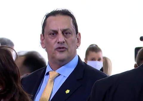 CPI aprova quebra de sigilo fiscal de advogado de Bolsonaro e de deputado