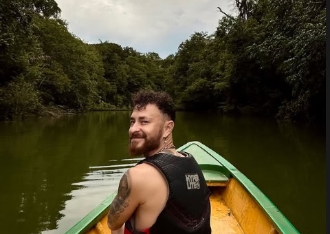 Em Manaus, Fred Bruno aproveita para turistar e se encanta: 'senti a Amazônia'