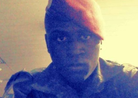 Criminosos matam paraquedista, colocam em prancha de surf e jogam corpo ao mar