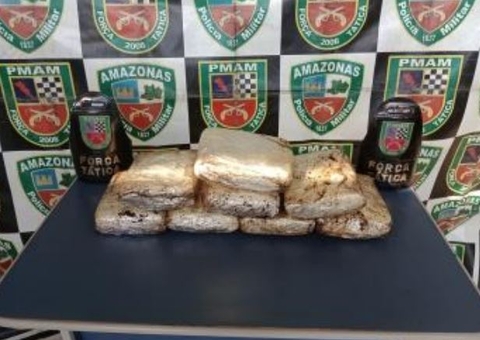 Passageiro é preso ao ser flagrado com quase 10 kg de drogas em barco