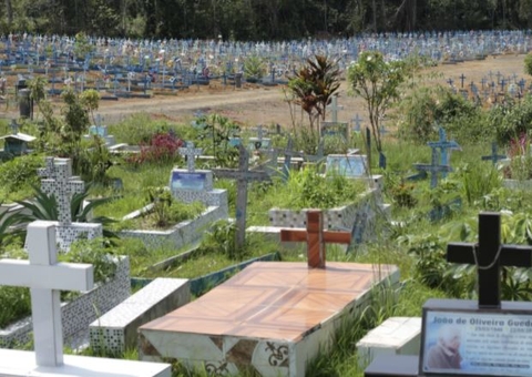 Manaus fez 29 enterros nesta terça-feira