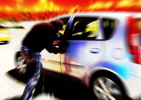 Homem é roubado e feito refém durante arrastões em Manaus