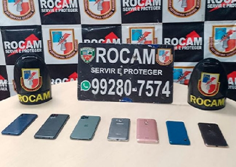 Trio é preso com sete celulares roubados em arrastões em Manaus