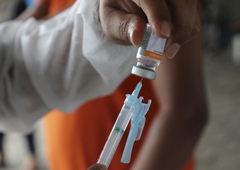 FVS esclarece sobre doses de vacina prestes a vencer no Amazonas