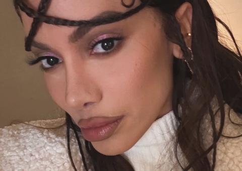 Anitta explica exclusão de Melody de música: 'não acho respeitoso'