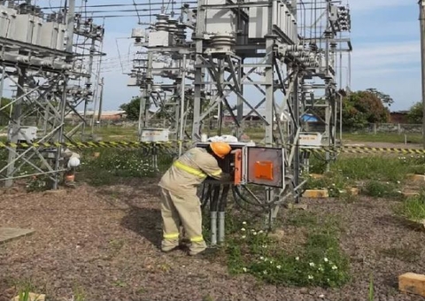 Ruas e avenidas de 7 bairros de Manaus vão ficar sem energia 