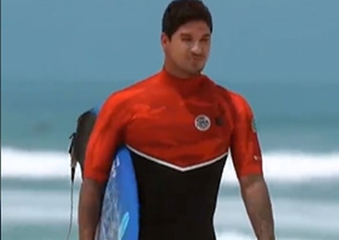 Título na Austrália recoloca Medina na briga por Paris 2024 e tetra mundial