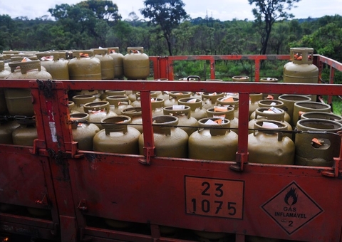 Preço do gás de cozinha dispara em Manaus e está entre mais caros do país