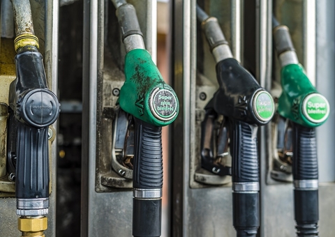 Gasolina e diesel ficarão mais caros a partir desta sexta-feira 