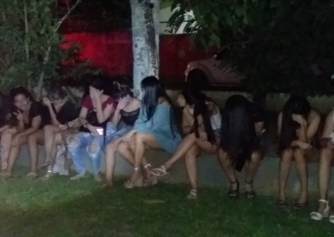 Jovens ignoram pandemia e são presos em festa clandestina em Manaus