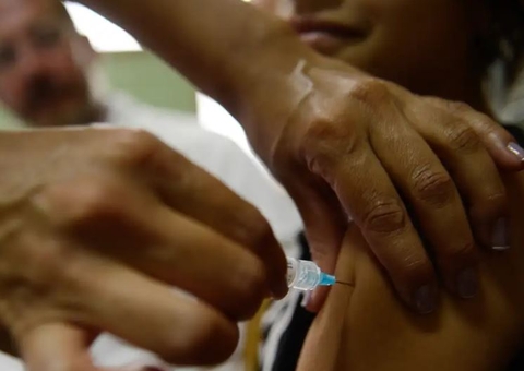 Novo plano para combater câncer de colo tem foco em rastreio e vacina