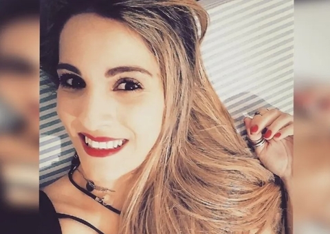 Influenciadora é arremessada para fora do carro e morre em grave acidente