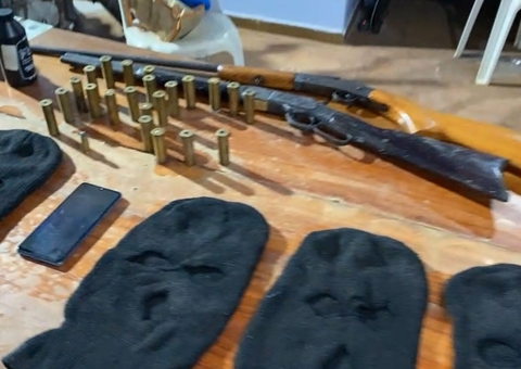 Homem é obrigado a se despir e tem arma colocada na boca durante assalto no Amazonas