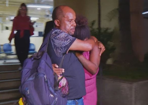 Mãe de menino que morreu ao cair de prédio diz que filhos estavam com sobrinho dela