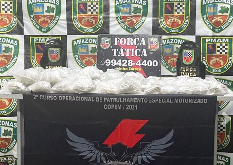Jovem é preso ao ser flagrado com 3 mil trouxinhas de drogas em Manaus