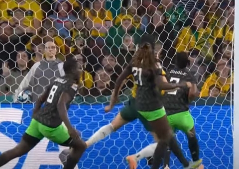 Austrália é derrotada em casa pela Nigéria com placar de 3 a 2 