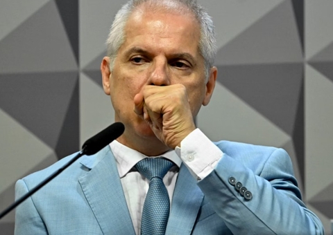 Ex-presidente do INSS é preso em operação da PF sobre esquema de fraudes