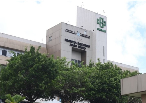 Mulher baleada enquanto bebia com irmão morre em Manaus