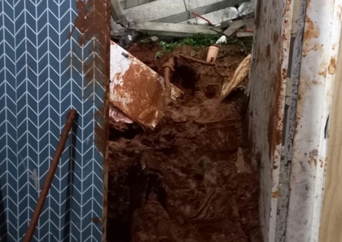 Irmãs morrem ao terem casa soterrada durante chuva torrencial