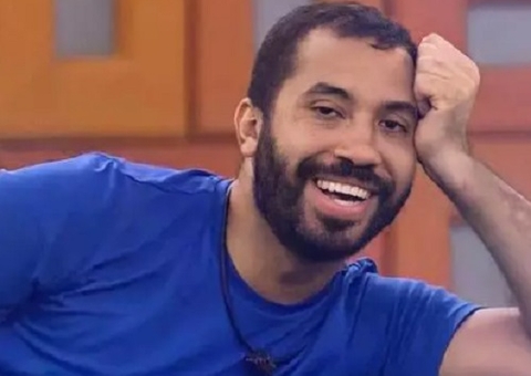 Gil exagera na bebida e revela detalhes picantes sobre sexo no BBB21