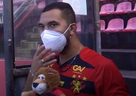 Ex-BBB Gil se pronuncia sobre áudio homofóbico de conselheiro do Sport