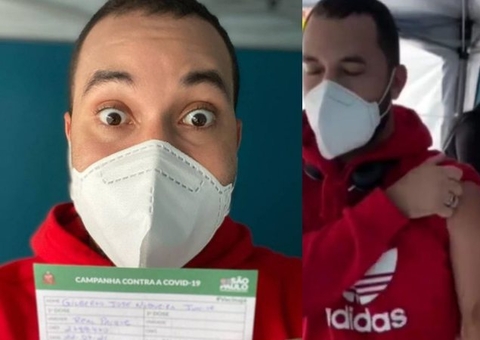 Ex-BBB Gilberto toma vacina e critica: 'amarras do negacionismo'