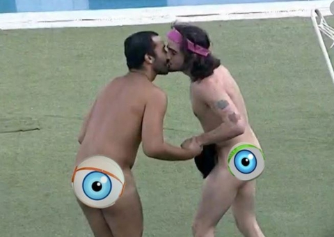 Nus, Gil e Fiuk trocam selinho e enlouquecem fãs ao cumprirem promessa 