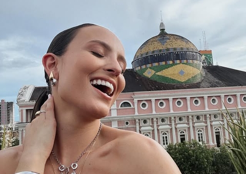 Larissa Manoela surge em Manaus em viagem surpresa: 'momento único'