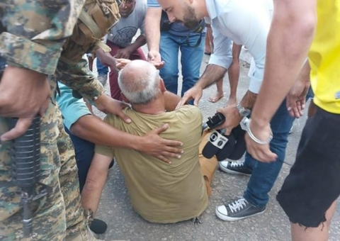 Repórter da TV Globo é agredido com soco por apoiadores de Roberto Jefferson e Jair Bolsonaro