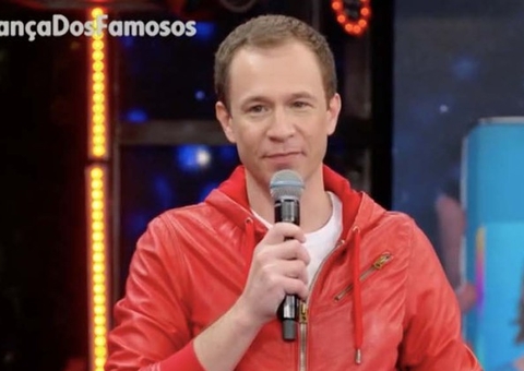 No Domingão, Tiago Leifert manda indireta para haters e cita Sônia Abrão