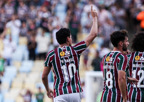 Fluminense vence Vasco por 2 a 1 em clássico disputado no Brasileirão