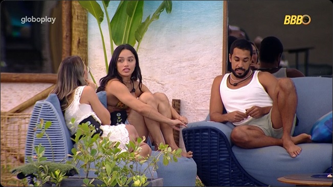 Renata, Eva e Maike dizem que Aline estava 'fingindo' no Sincerão