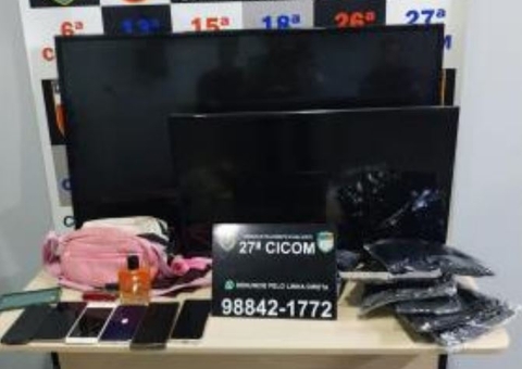 'Damas' do crime são presas após roubarem casa no Novo Aleixo