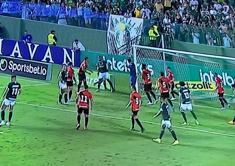 Atlético-GO e Fortaleza se encaram após triunfarem na Copa do Brasil
