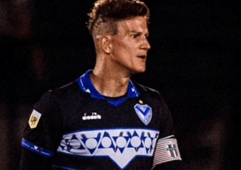 Goleiro do Vélez acusado de agressão sexual paga fiança e ganha liberdade