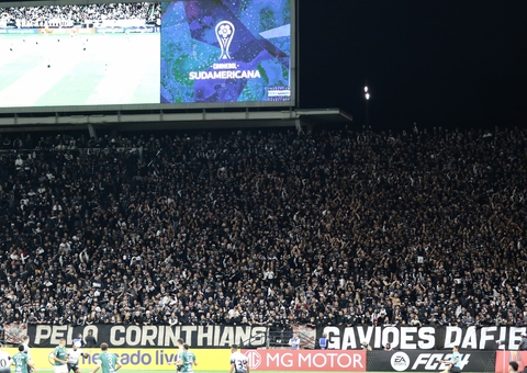 Corinthians soma R$ 10 mi de dívida após empréstimo com amigo do presidente