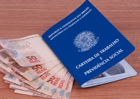 Prazo para pagamento da primeira parcela do 13º salário termina hoje