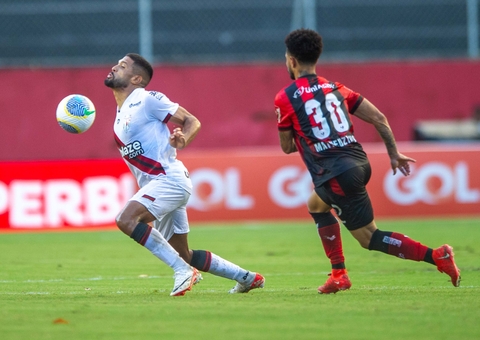 Atlético-GO derrota o Vitória e vence primeiro jogo pelo Brasileirão 2024