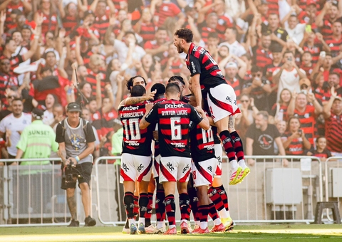 Ataque do Flamengo volta a brilhar, mas defesa é o destaque 'silencioso'