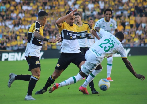 Cuiabá goleia Criciúma fora de casa no Campeonato Brasileiro