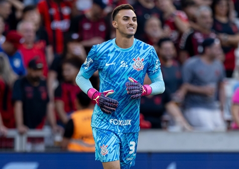 Corinthians e Athletico-PR empatam em jogo na Arena da Baixada