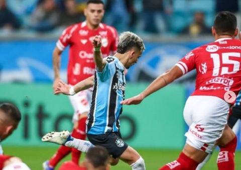 Com Renato Gaúcho por telefone, Grêmio vence o Vila Nova-GO e espanta crise